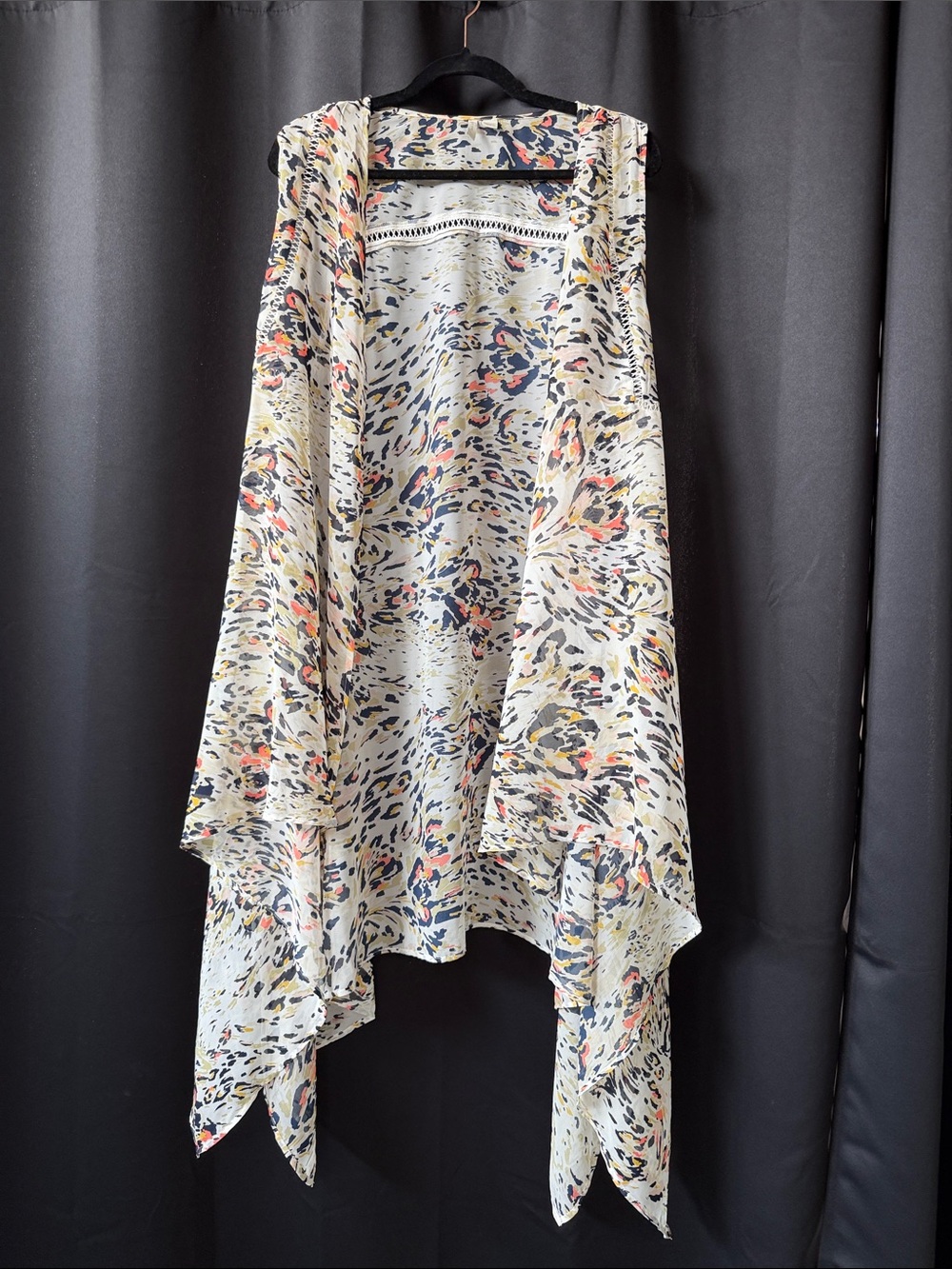 Open-Front Floral-Animal Print Duster Tunic in Cream